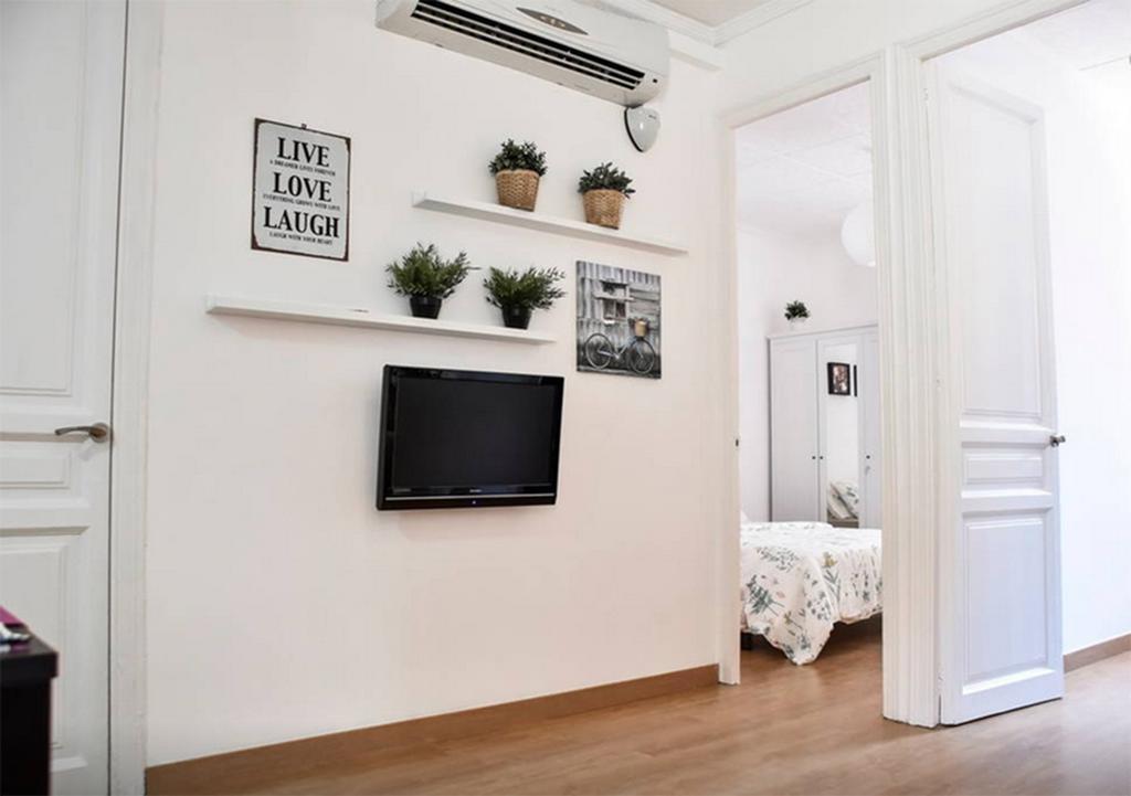 Bcn4Days 24/7 Apartments L'Hospitalet de Llobregat Bagian luar foto
